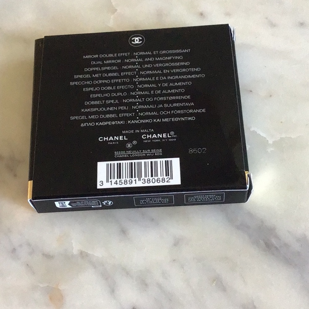 Chanel Code Couleur Limited Fugueuse #127 (blue) Mirror Duo Miroir New In Box - Picture 3 of 3